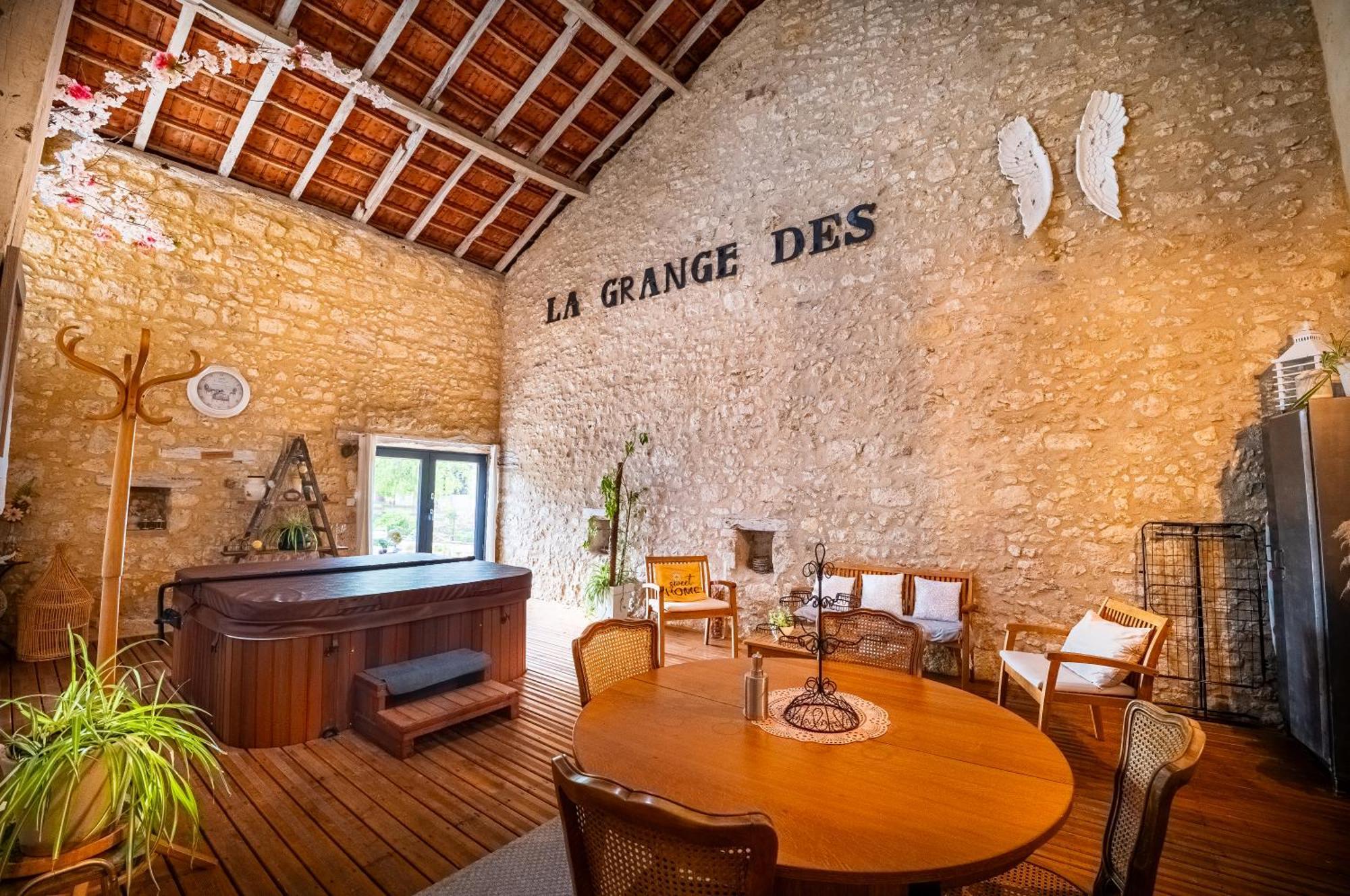 Villa La Grange Des Anges à Blanc  Extérieur photo